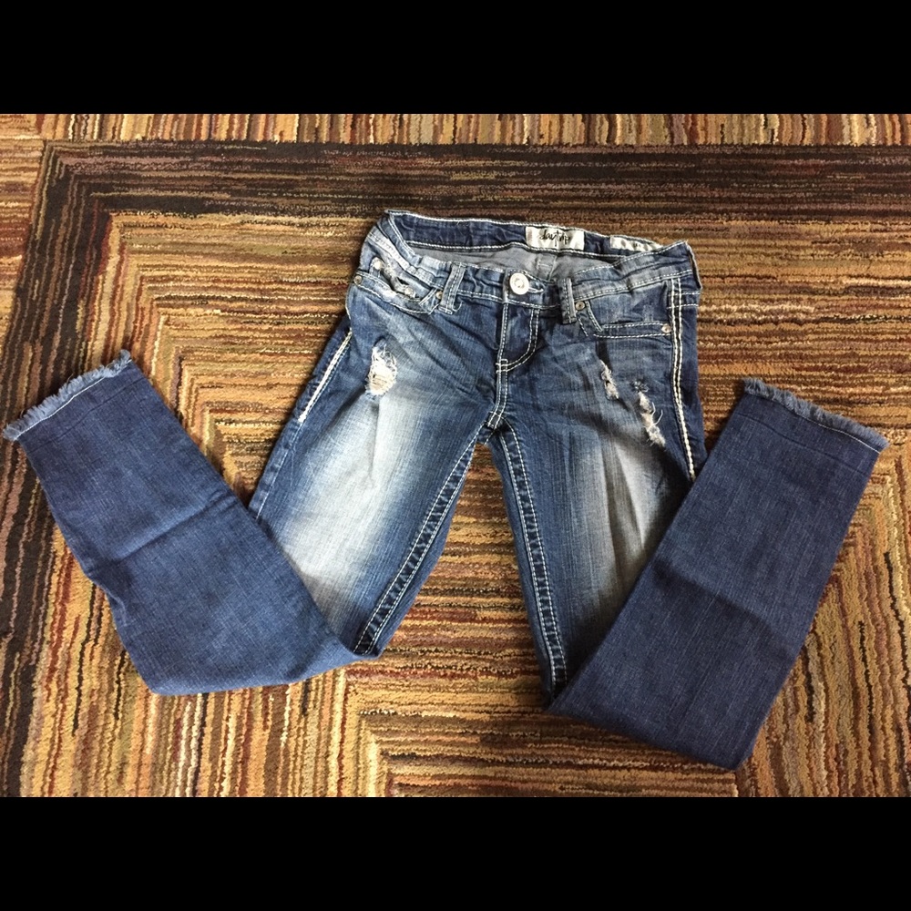 Daytrip distressed skinny jeans size 25